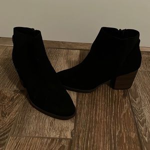 Lauren Conrad Black Booties size 8 1/2